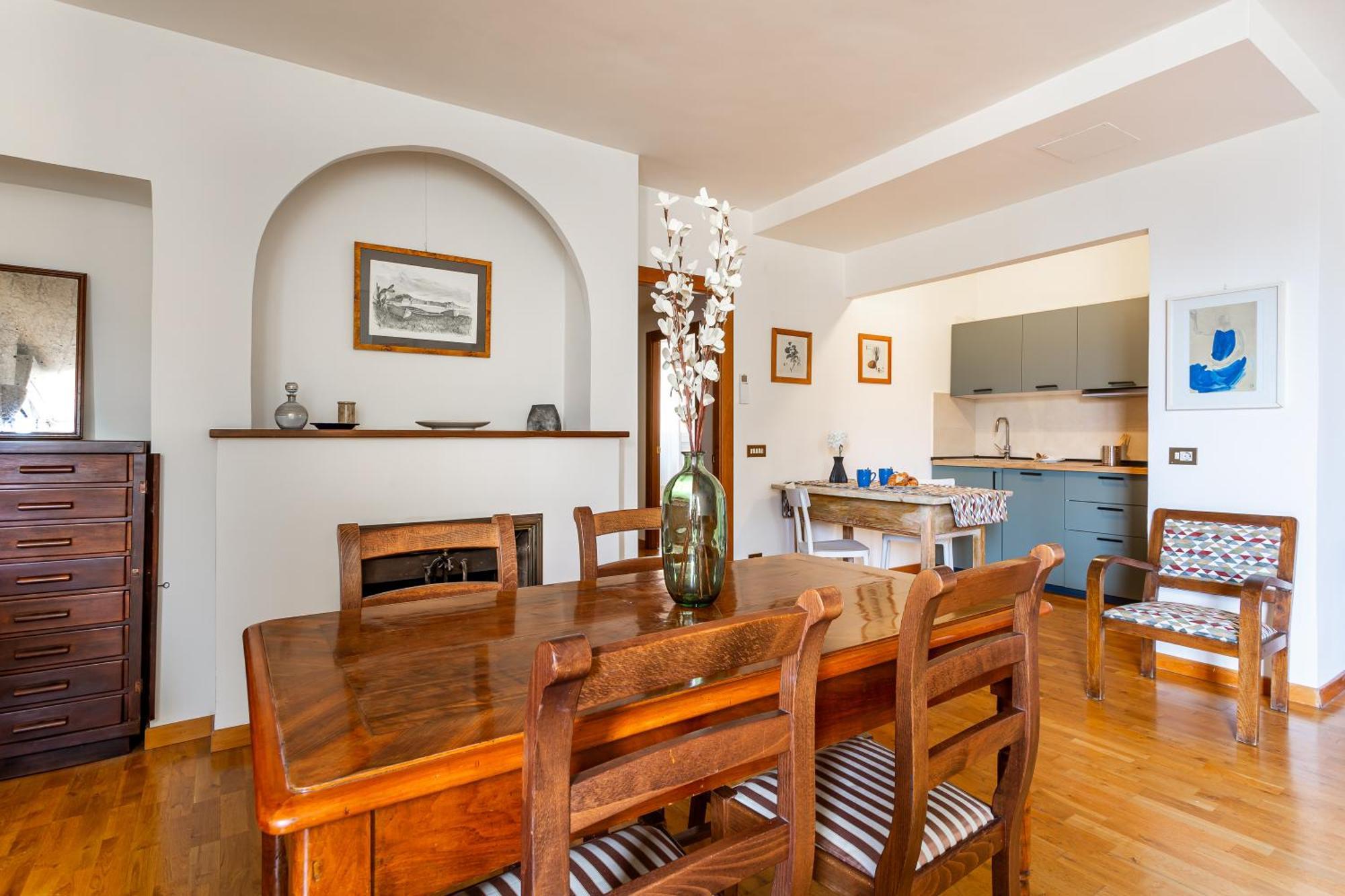 Iflat Lovely 2 Bedroom In Rione Monti Apartment