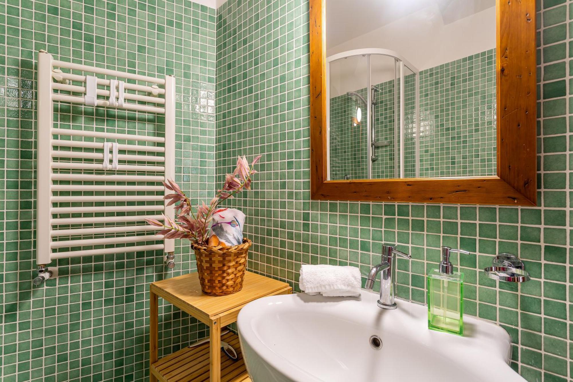 Apartment Iflat Lovely 2 Bedroom In Rione Monti Rom